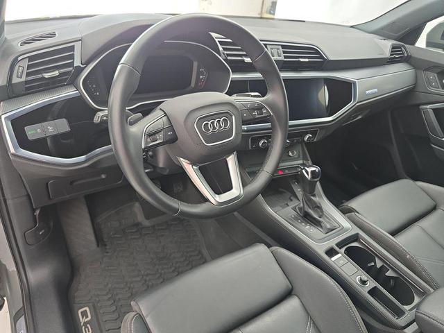Photo of 2022 Chronos Gray Metallic Audi Q3