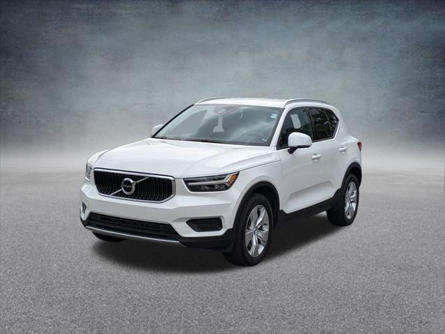 2022 Volvo XC40