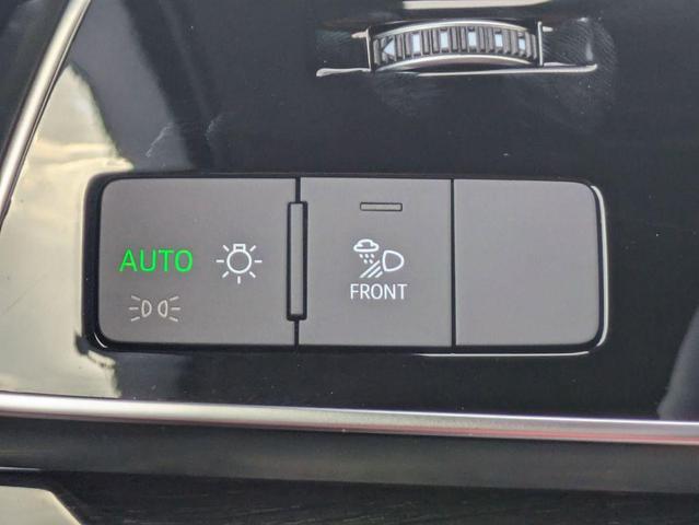 Photo of 2025 Mythos Black Metallic Audi Q7