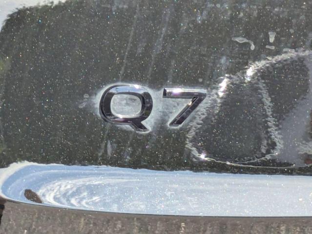 Photo of 2025 Mythos Black Metallic Audi Q7