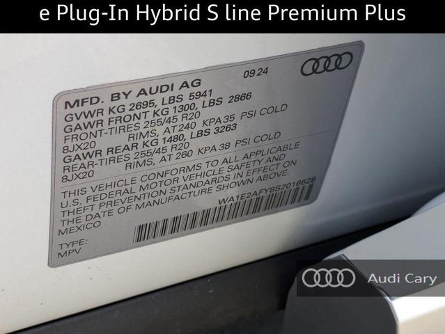 Photo of 2025 White Audi Q5