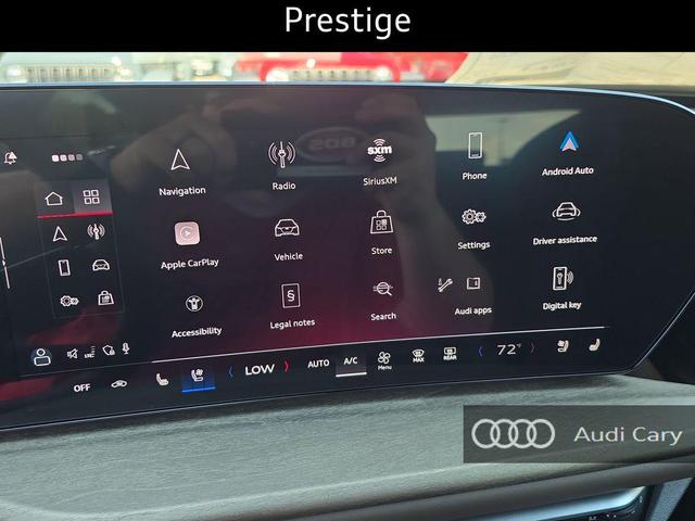 Photo of 2025 Glacier White Audi Q5 Sportback
