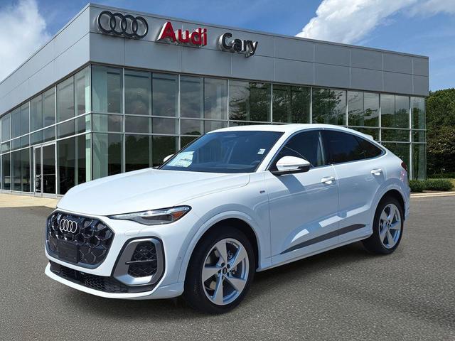 Photo of 2025 Glacier White Audi Q5 Sportback