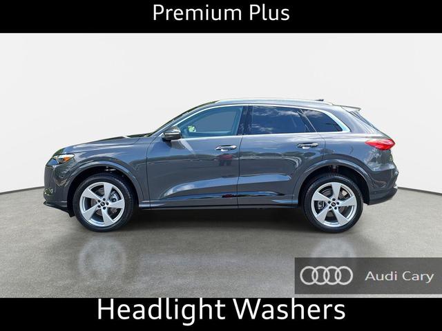 Photo of 2025 Tambora Gray Metallic Audi Q5