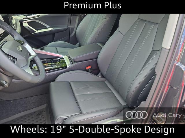Photo of 2025 Tambora Gray Metallic Audi Q5