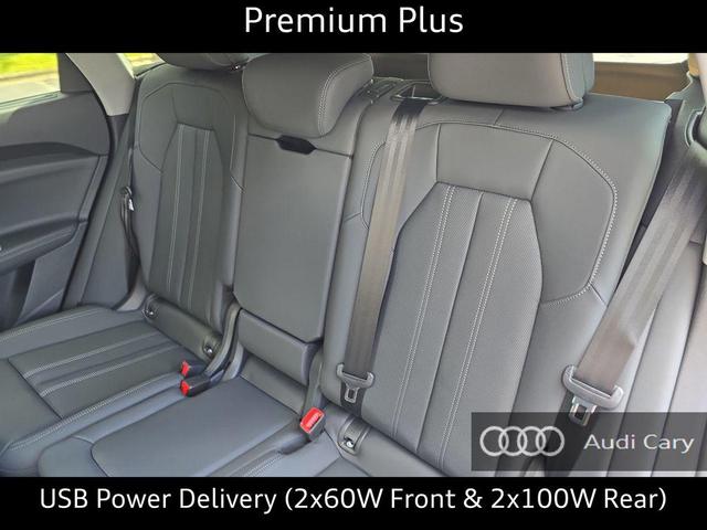 Photo of 2025 Tambora Gray Metallic Audi Q5