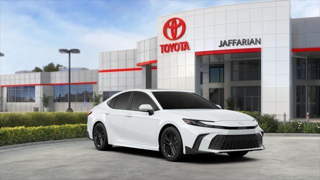Photo of 2025 Ice Cap Toyota Camry