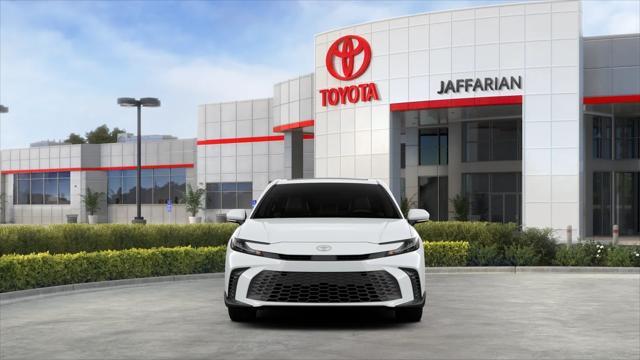 Photo of 2025 Ice Cap Toyota Camry