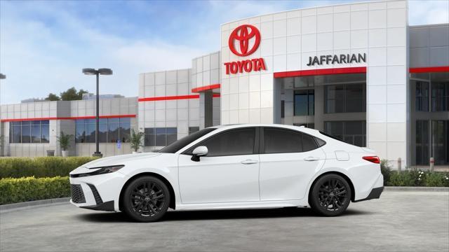 Photo of 2025 Ice Cap Toyota Camry