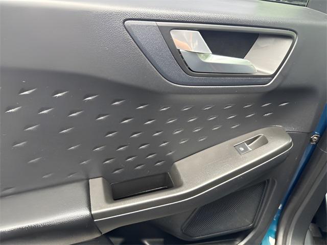 Photo of 2020 Dark Persian Green Metallic Ford Escape