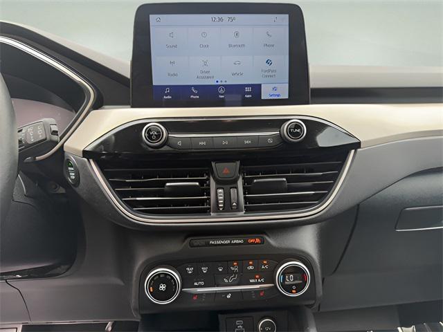 Photo of 2020 Dark Persian Green Metallic Ford Escape