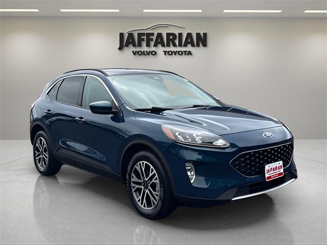 Photo of 2020 Dark Persian Green Metallic Ford Escape