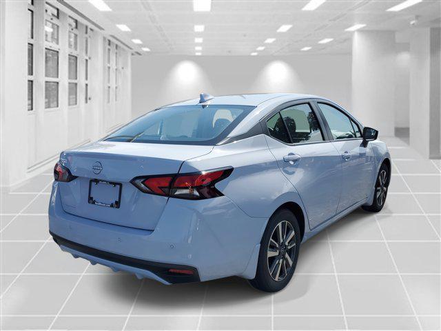 Photo of 2025 Gray Sky Pearl Nissan Versa