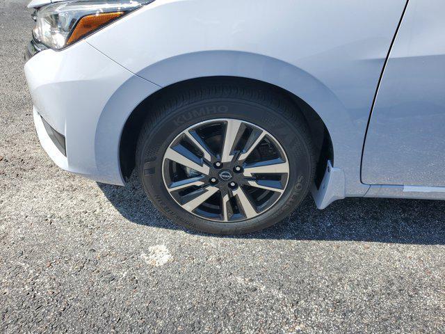 Photo of 2025 Gray Sky Pearl Nissan Versa
