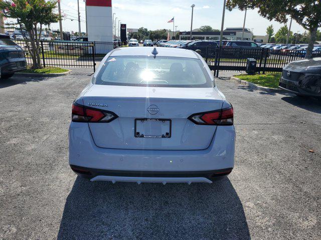 Photo of 2025 Gray Sky Pearl Nissan Versa