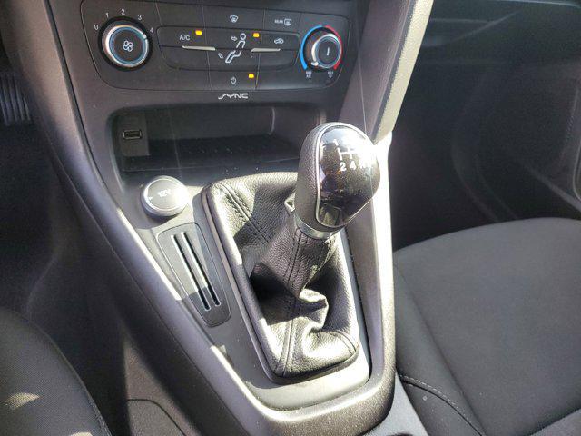 Photo of 2016 Oxford White Ford Focus