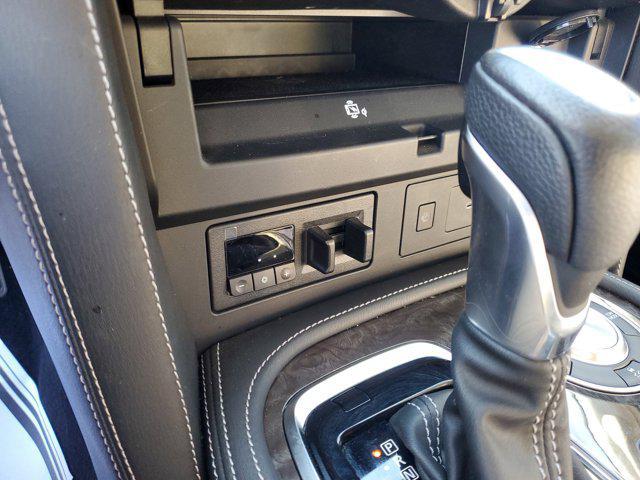 Photo of 2022 Coulis Red Pearl Nissan Armada
