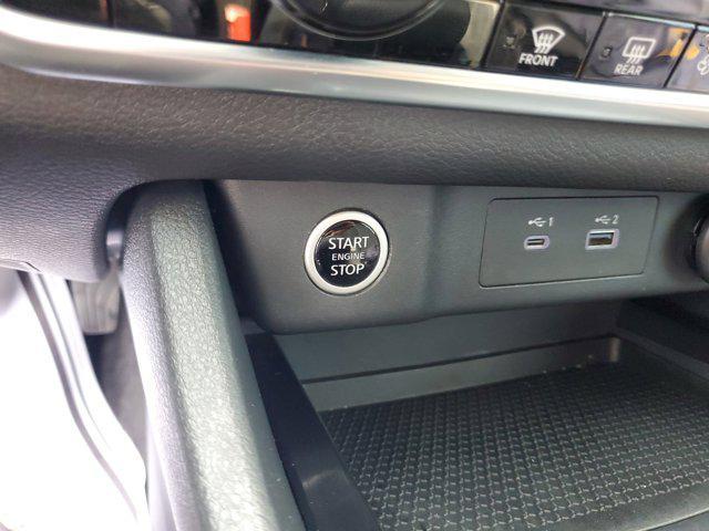 Photo of 2023 Super Black Nissan Rogue