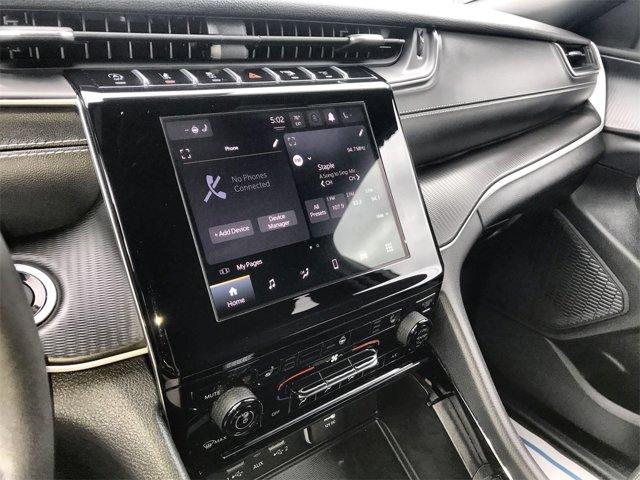 Photo of 2023 Baltic Gray Metallic Clearcoat Jeep Grand Cherokee L