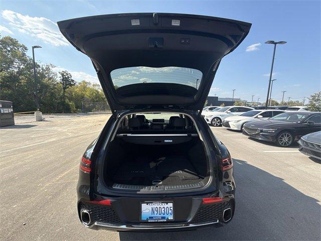 Photo of 2025 Vik Black Genesis GV70