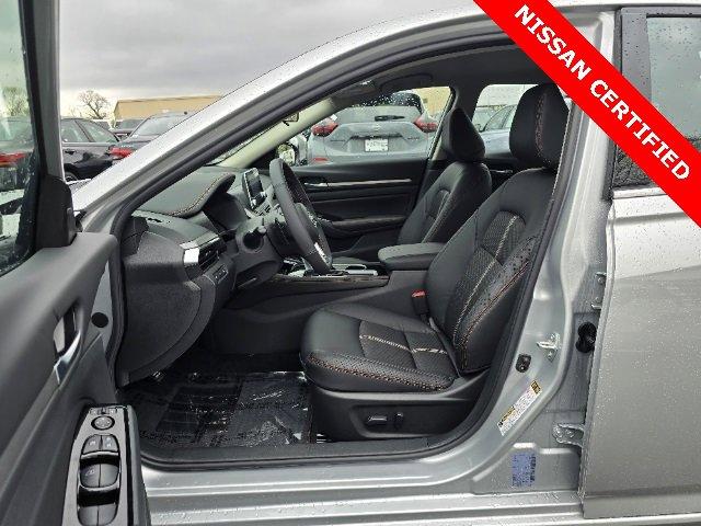Photo of 2024 Brilliant Silver Metallic Nissan Altima