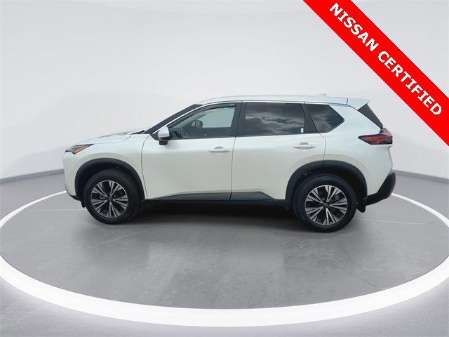Photo of 2023 Pearl White Tricoat Nissan Rogue