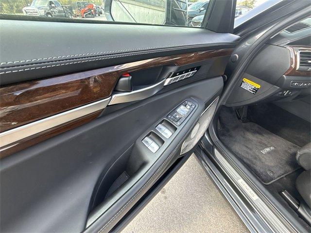 Photo of 2019 Gray Genesis G90