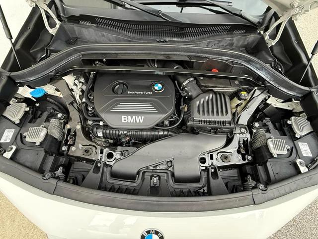 Photo of 2018 White BMW X2