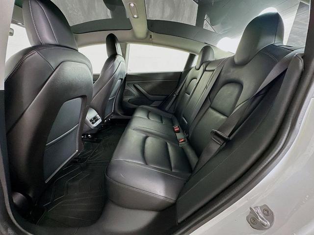 Photo of 2021 Pearl White Multi-Coat Tesla Model 3