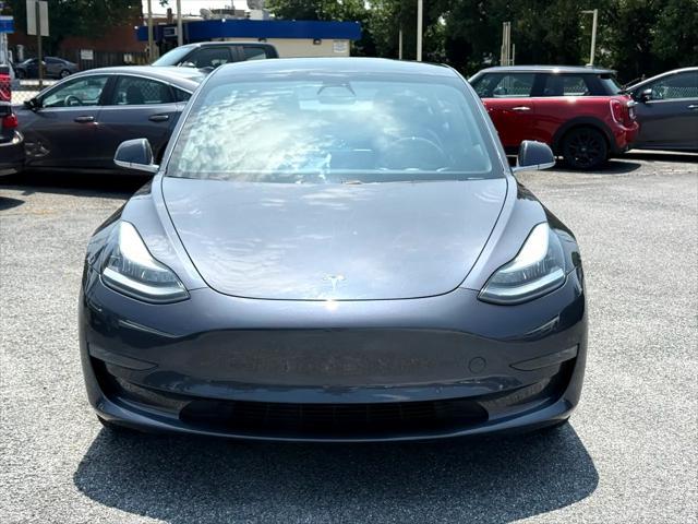Photo of 2019 Gray Tesla Model 3