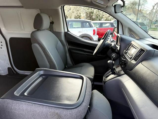 Photo of 2018 Fresh Powder Nissan NV200