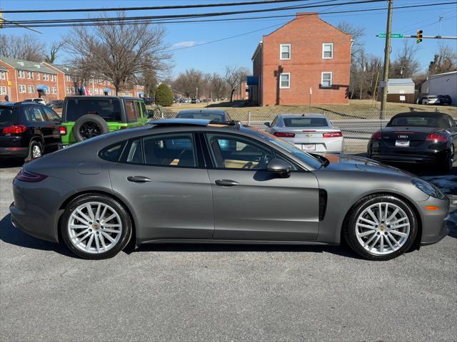 Photo of 2017 Agate Grey Metallic Porsche Panamera
