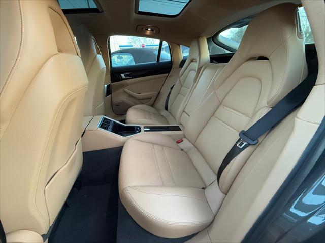 Photo of 2017 Agate Grey Metallic Porsche Panamera