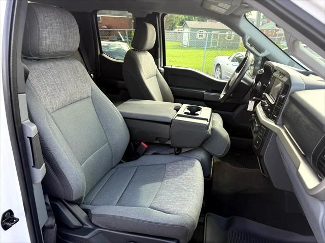 Photo of 2021 white Ford F-150