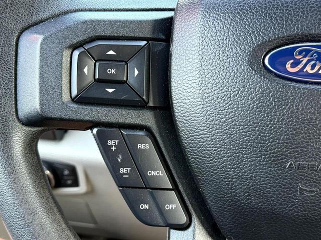 Photo of 2015 Tuxedo Black Metallic Ford F-150