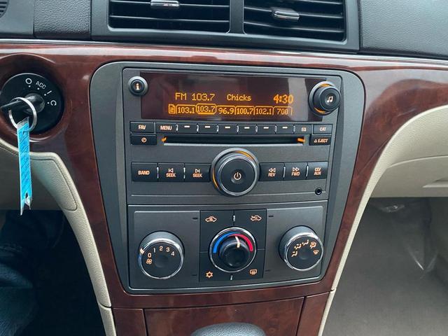 Photo of 2007 Golden Cashmere Saturn Aura