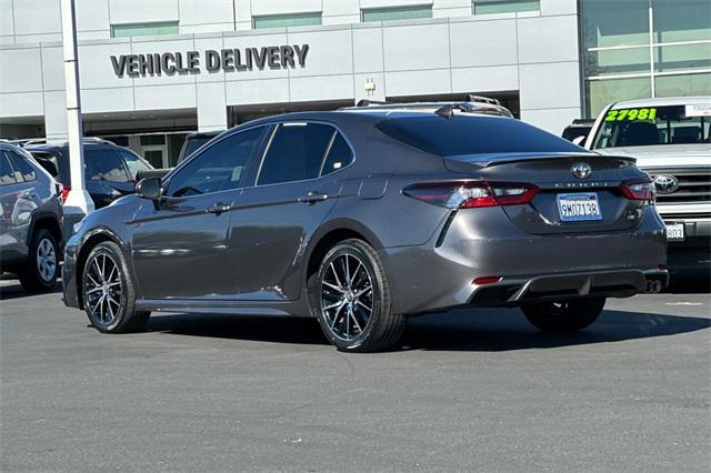 Photo of 2024 Predawn Gray Mica Toyota Camry