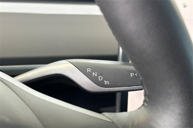 Photo of 2022 Gray Tesla Model 3