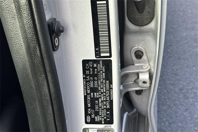 Photo of 2018 Silky Silver Kia Forte