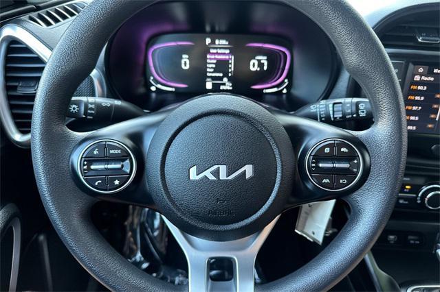 Photo of 2023 Gravity Gray Kia Soul
