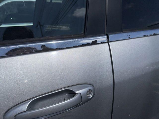 Photo of 2005 Silver Sky Metallic Toyota Sequoia
