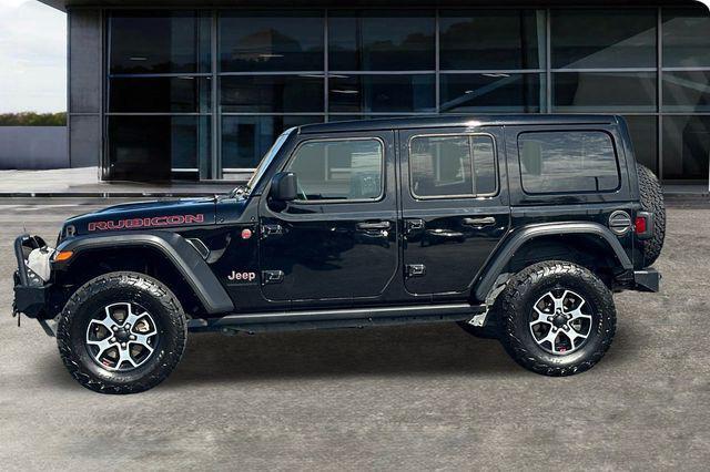 Photo of 2023 Black Clearcoat Jeep Wrangler