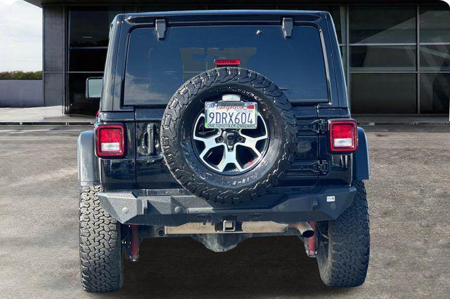 Photo of 2023 Black Clearcoat Jeep Wrangler