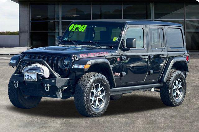 Photo of 2023 Black Clearcoat Jeep Wrangler
