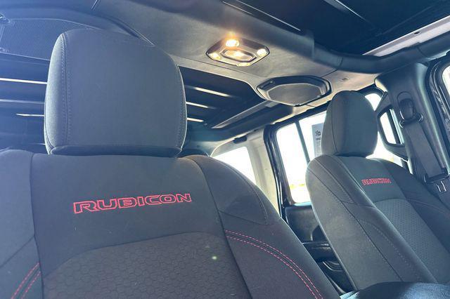 Photo of 2023 Black Clearcoat Jeep Wrangler