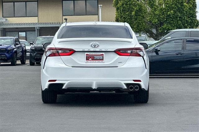 Photo of 2024 Ice Cap Toyota Camry