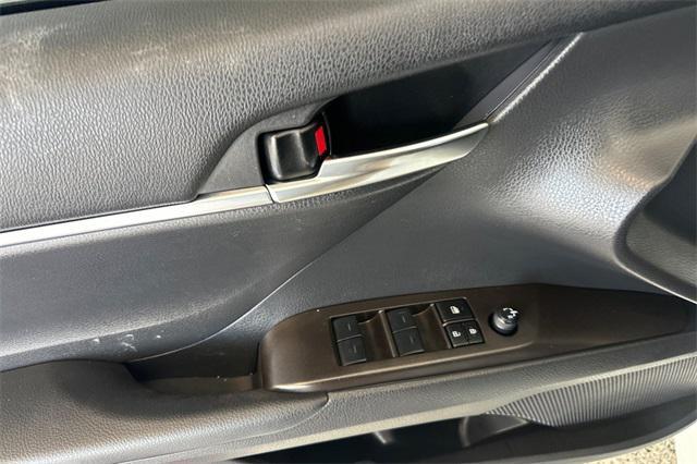 Photo of 2024 Ice Cap Toyota Camry