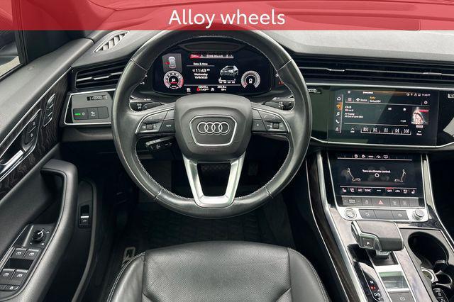 Photo of 2021 Florett Silver Metallic Audi Q8