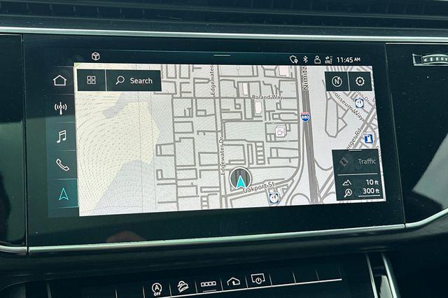 Photo of 2021 Florett Silver Metallic Audi Q8