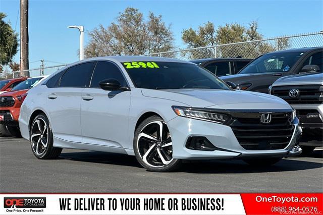 Photo of 2022 Still Night Pearl Honda Accord
